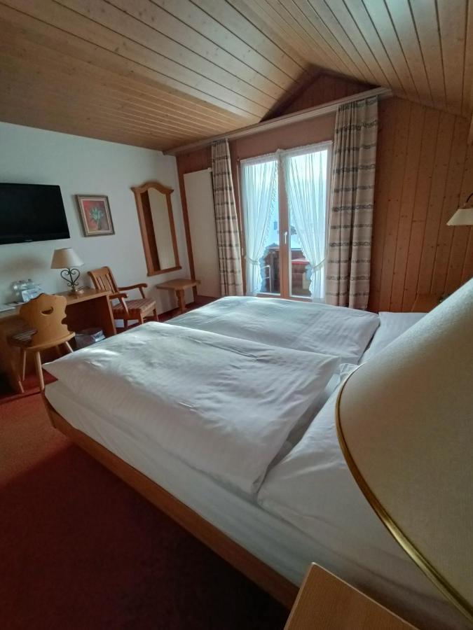 Hotel Adler Sigriswil Exteriör bild